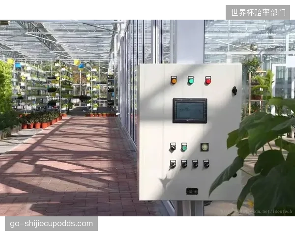 无人机与物联网传感器的结合，将监管触角延伸至滑翔伞基地、户外徒步路线等传统人力难以覆盖的区域